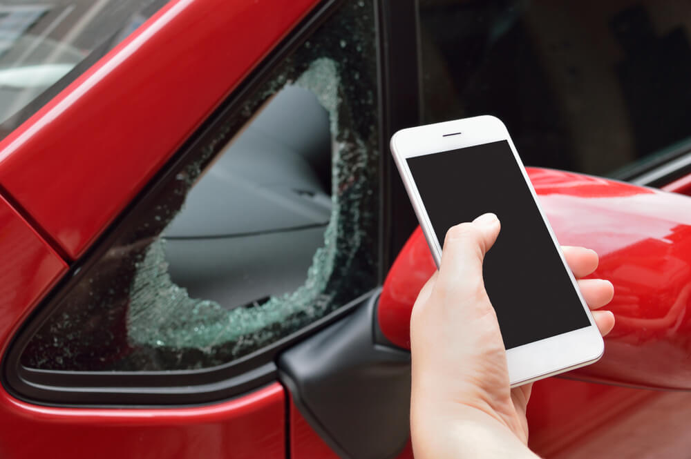 Car window repair near me - Local emergency auto glass service for broken car windows