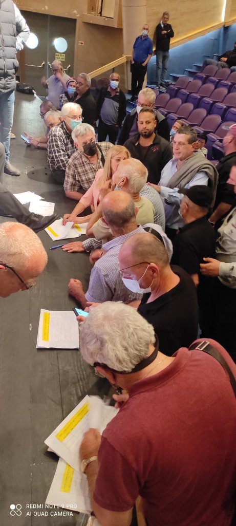 תמונה ממוזערת 42