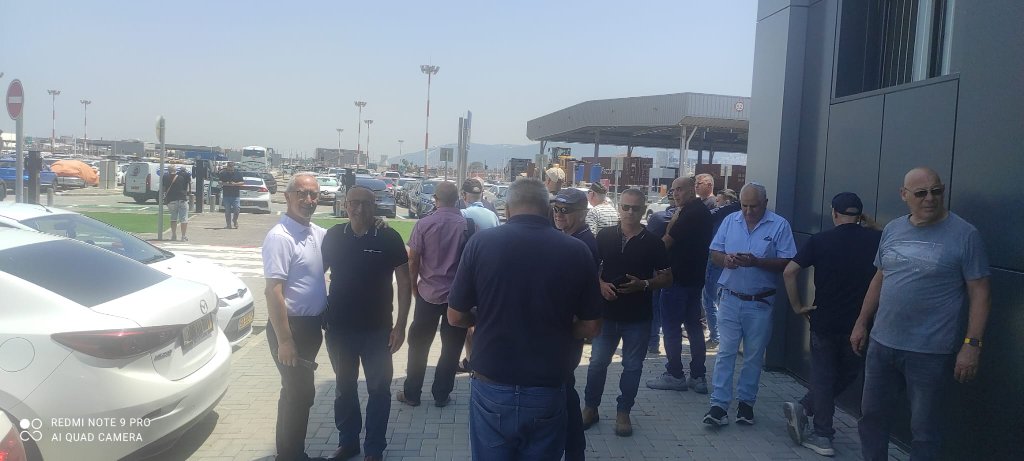 תמונה ממוזערת 24