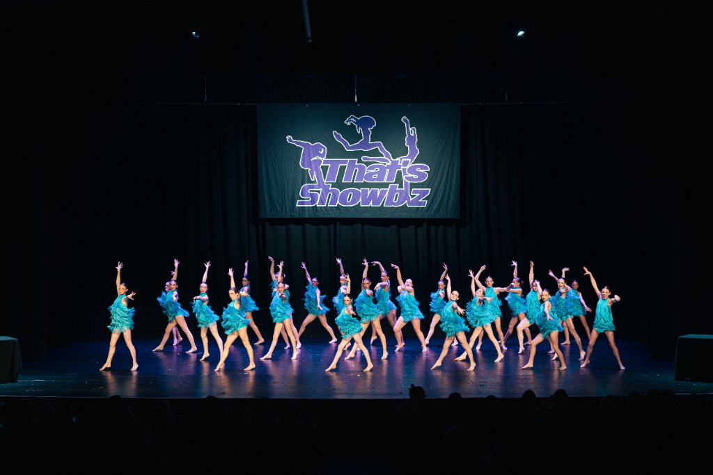 That's Showbiz dance competition performance - photo 5