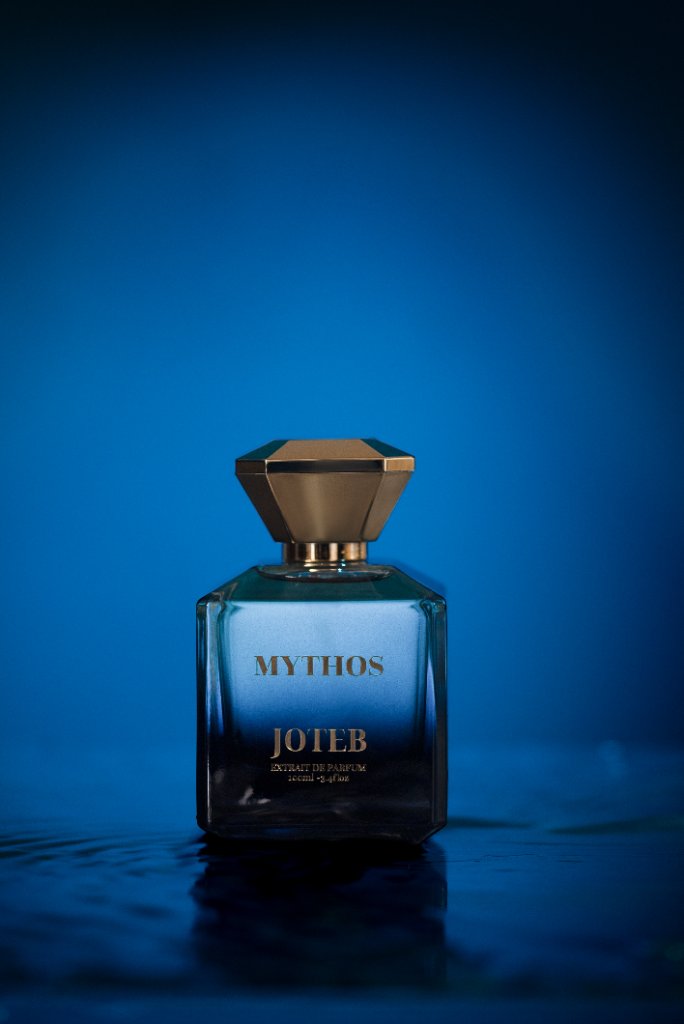 JOTEB Mythos Extrait de Parfum bottle