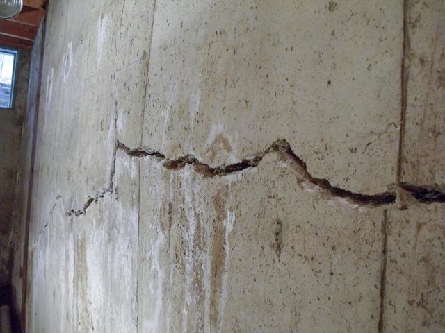 Horizontal Cracks