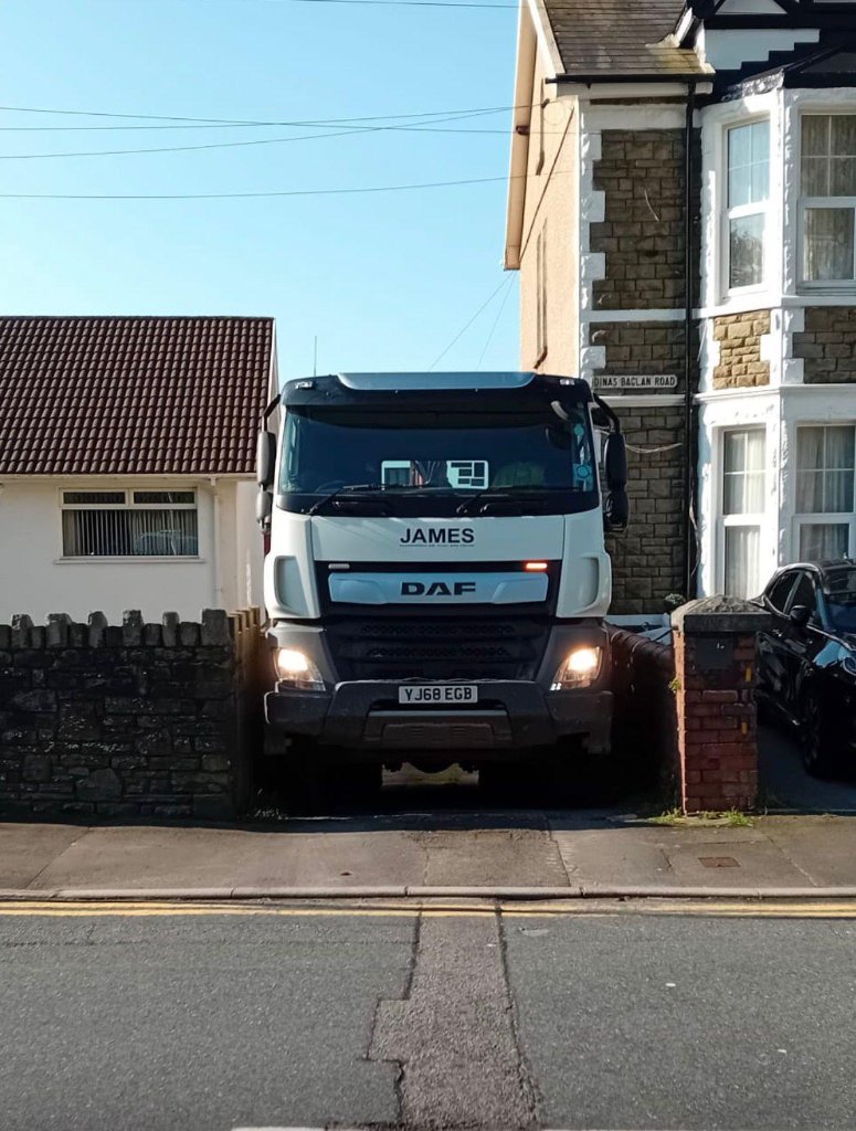 Excavation Waste Removal - James Grab and Tipper Hire, South Wales