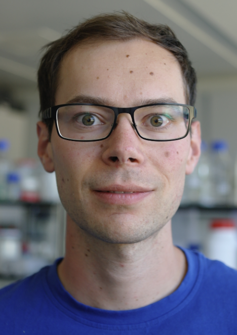 Dr. Igor Delvendahl