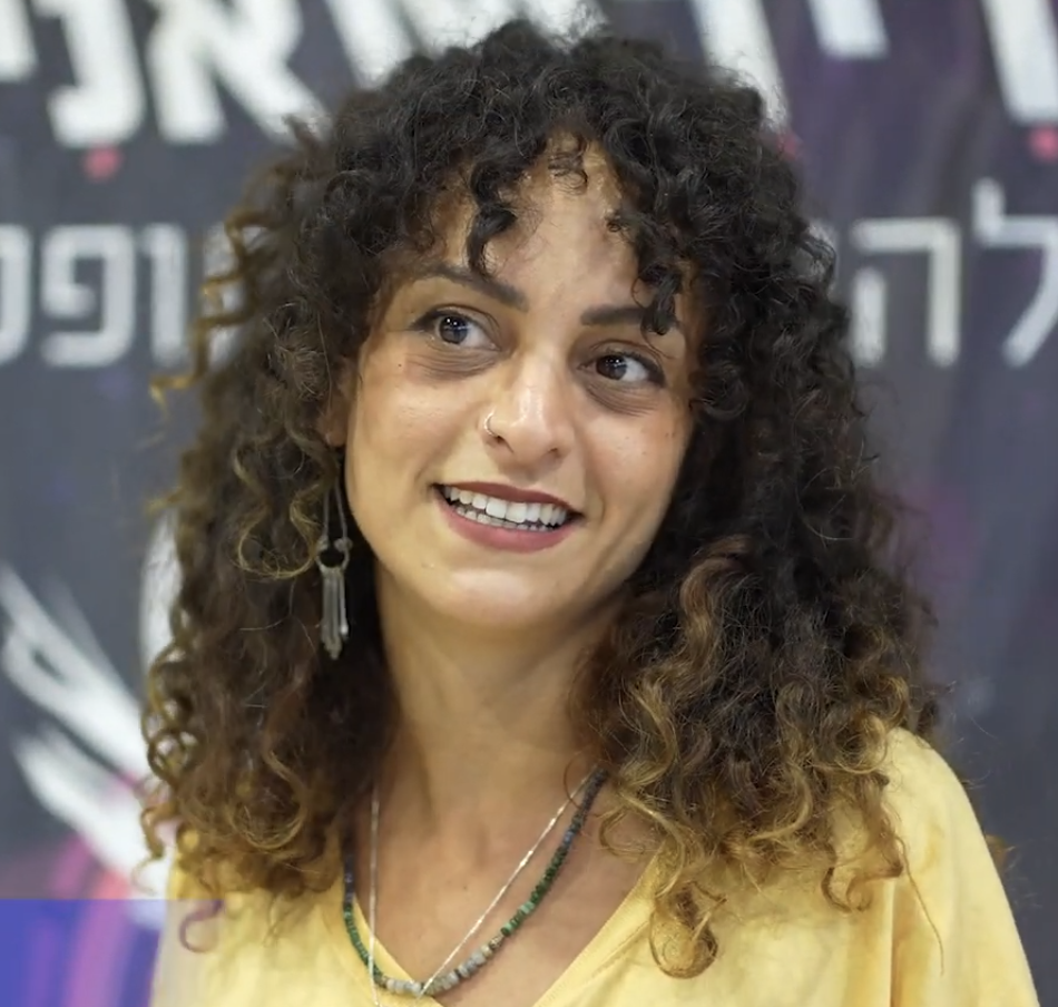 רוני בר - משתתפת בסדנה