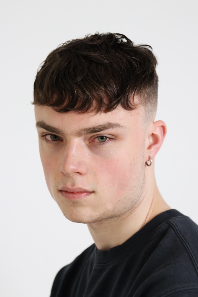 Men's short hair