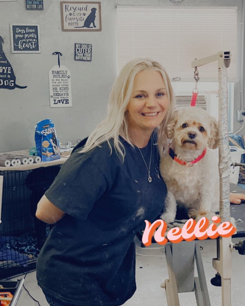 Lacey with Nellie at the grooming salon