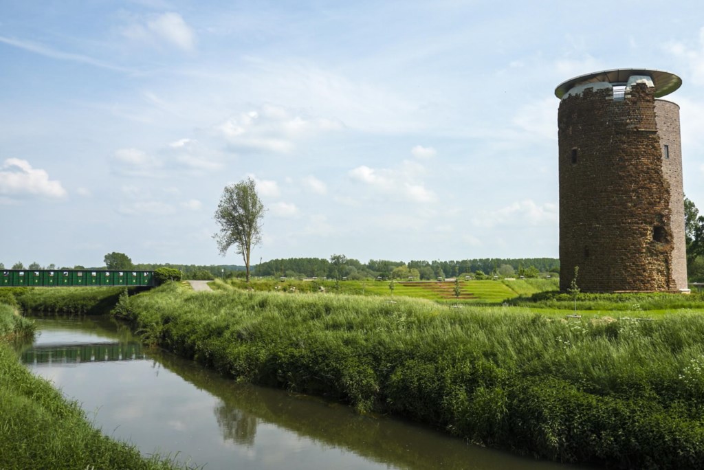 DIEST Schaluinstraat 5