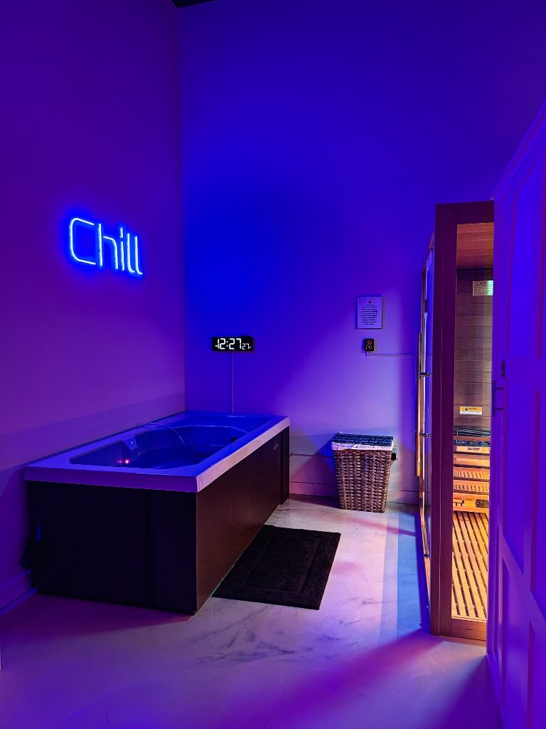 Medical-Grade Sauna & Cold Plunge Therapy