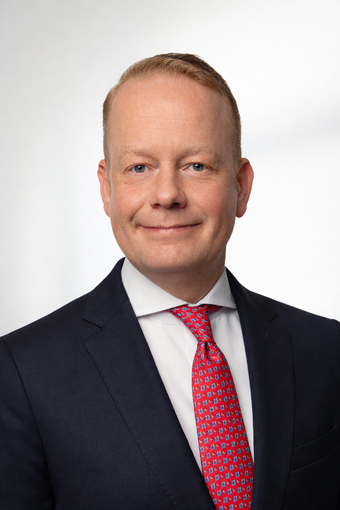 Dr. Christopher Peinemann