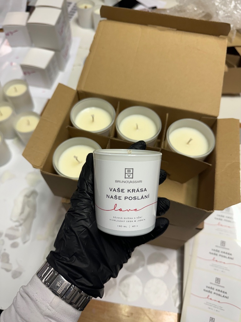 Scent Blend portfolio — candle detail