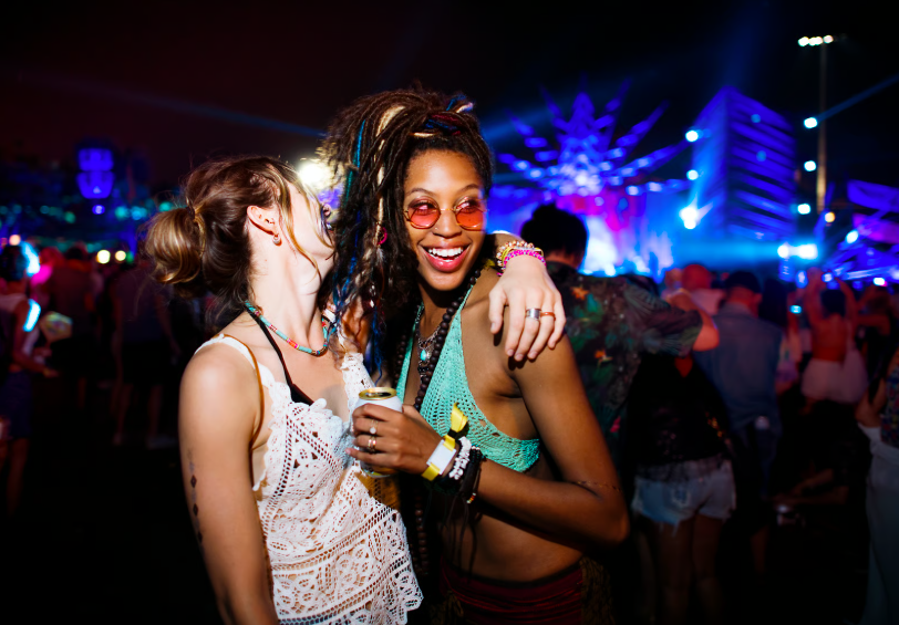 Miami singles at exclusive event