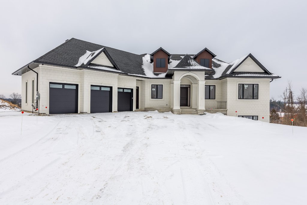 11 Caldwell Dr, Shanty Bay