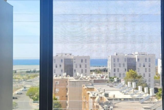 כמה עולה רשתות לבית? מדריך מחירים מעודכן ומקיף לשנת 2026 - מאמר מקצועי על סורגים שקופים