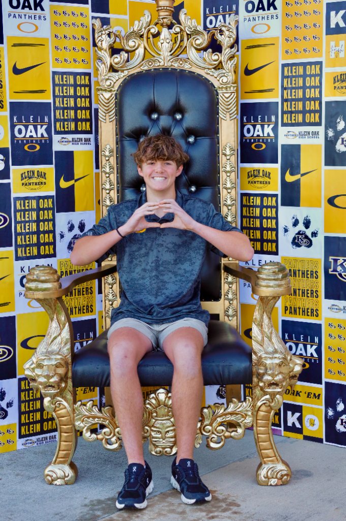 Zach R.
