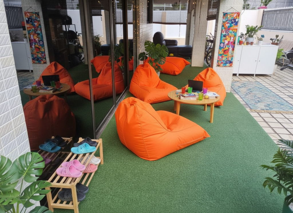 KOLIVE Modern Lounge