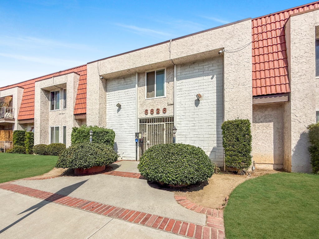 Pacific Rosemead Apartments - Building Exterior