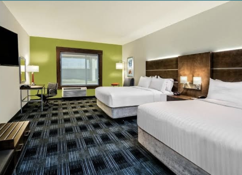 Double Queen Room
