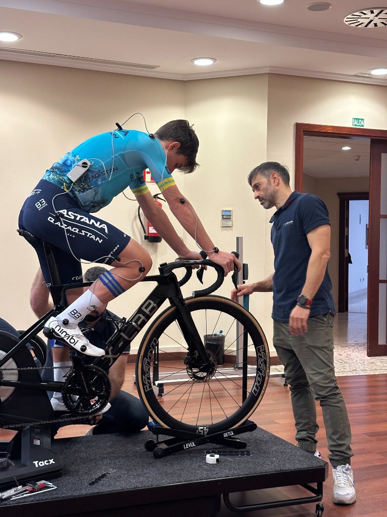 Gustavo Santos - Especialista en Biomecánica del Ciclismo