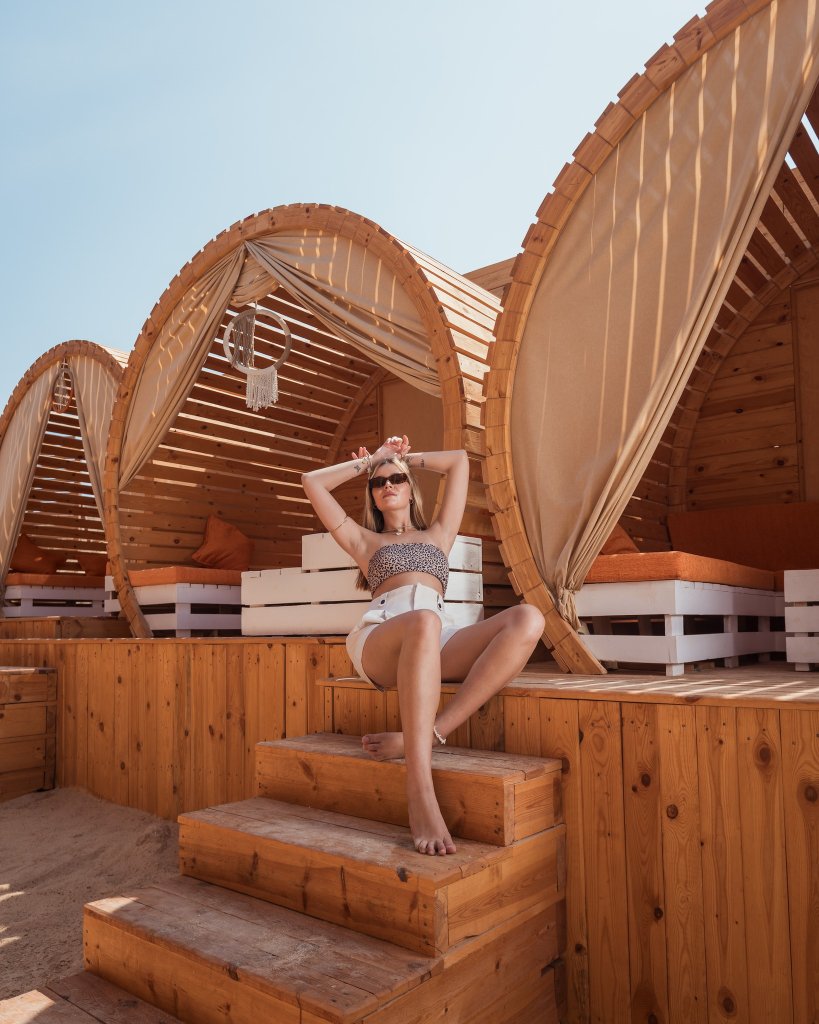 Island Lounge