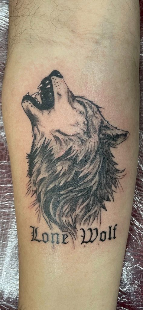 Lone Wolf Forearm