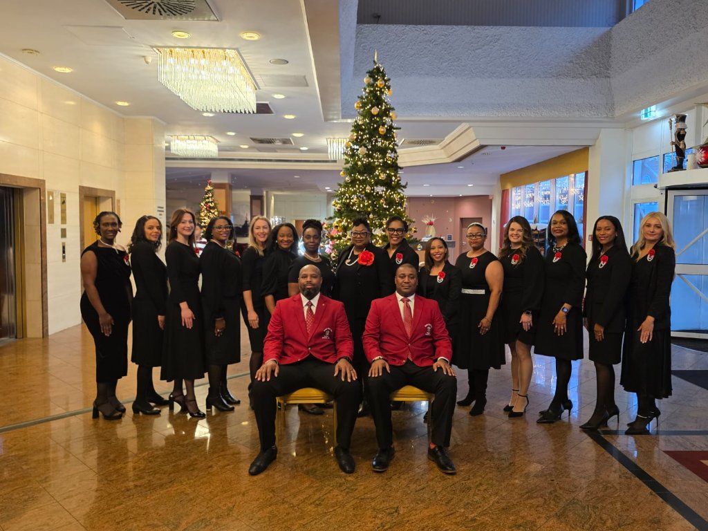 First International Silhouette Chapter Chartered