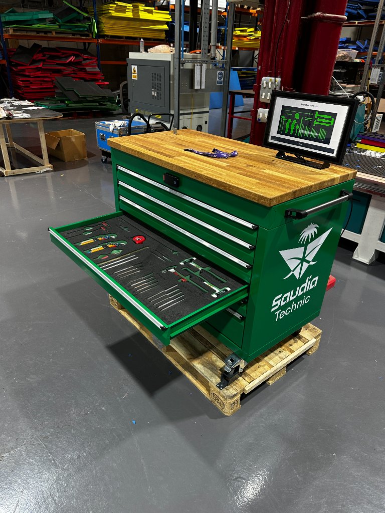 Custom colour roll cab with Saudia Technic branding