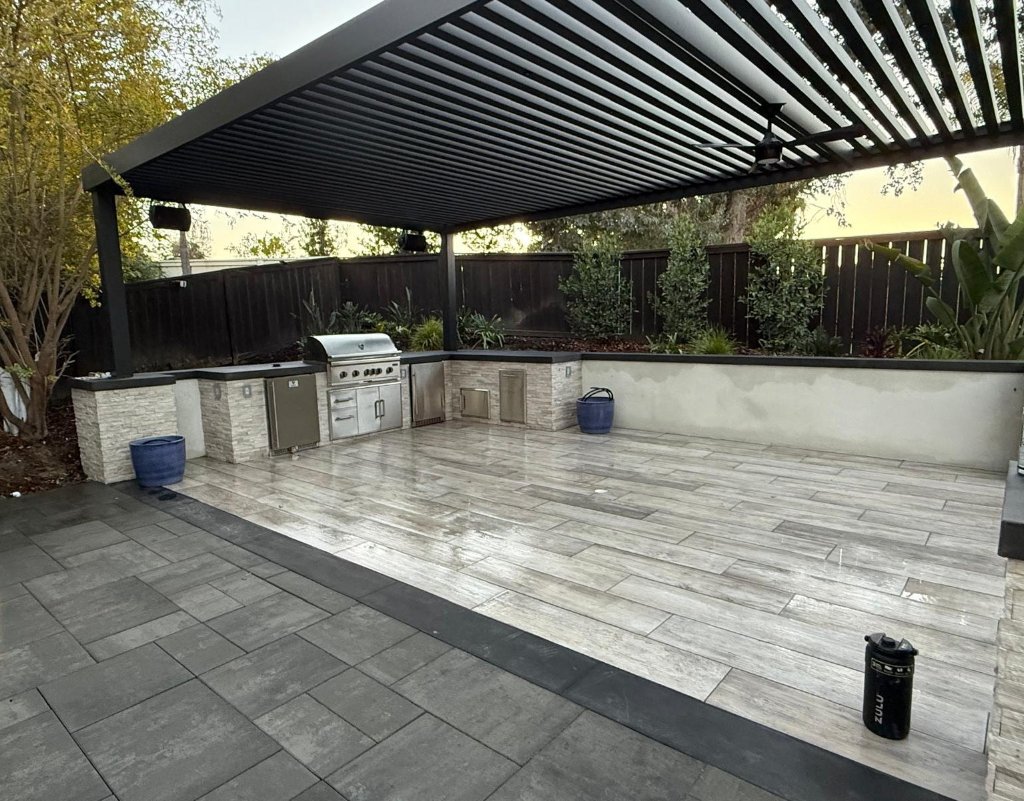 Outdoor Kitchens