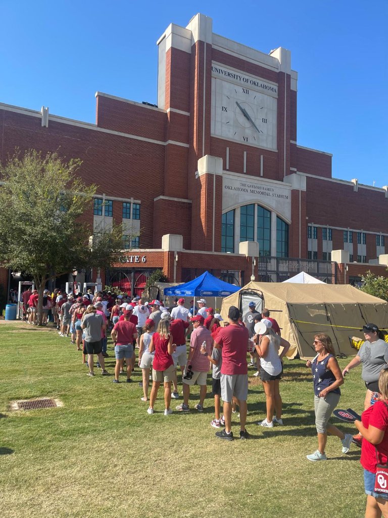 OU Football volunteer work 1