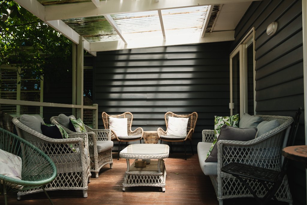 Outdoor deck seating