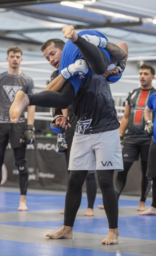 MMA Clinch und Takedowns üben