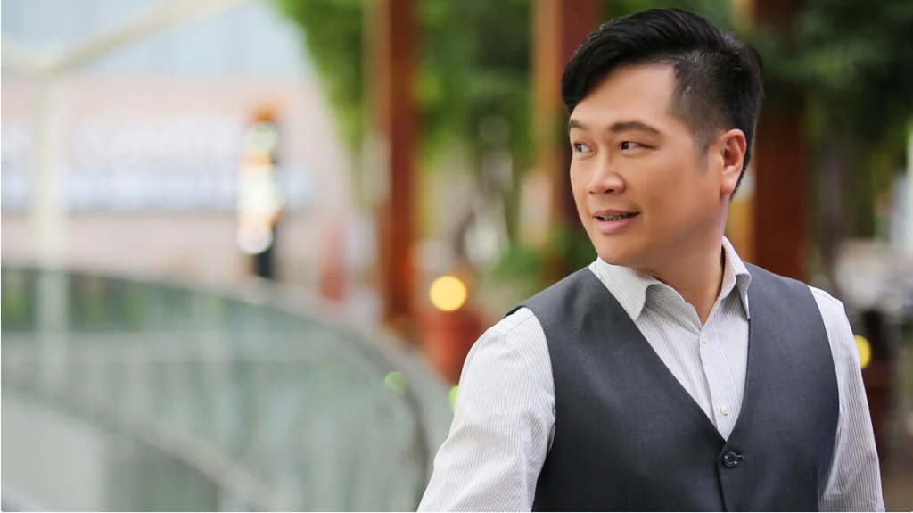 Harry Yap - Dominant Group Feature