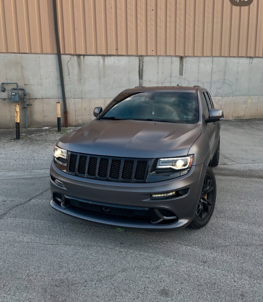 Matte Gray Jeep Grand Cherokee