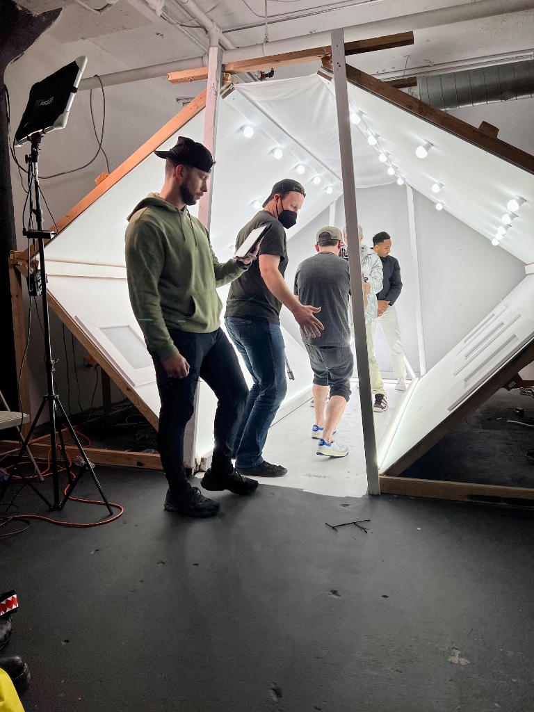 Behind the scenes 8