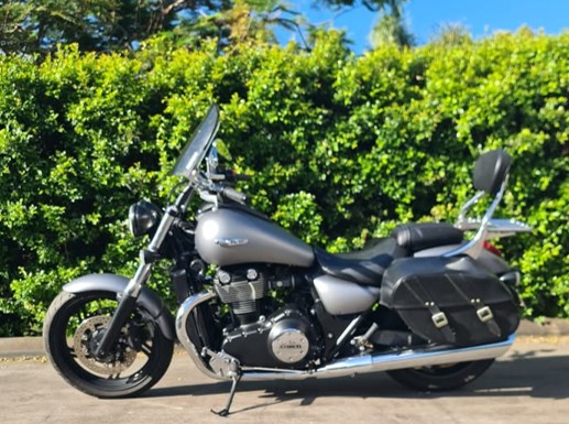 Triumph Thunderbird Storm