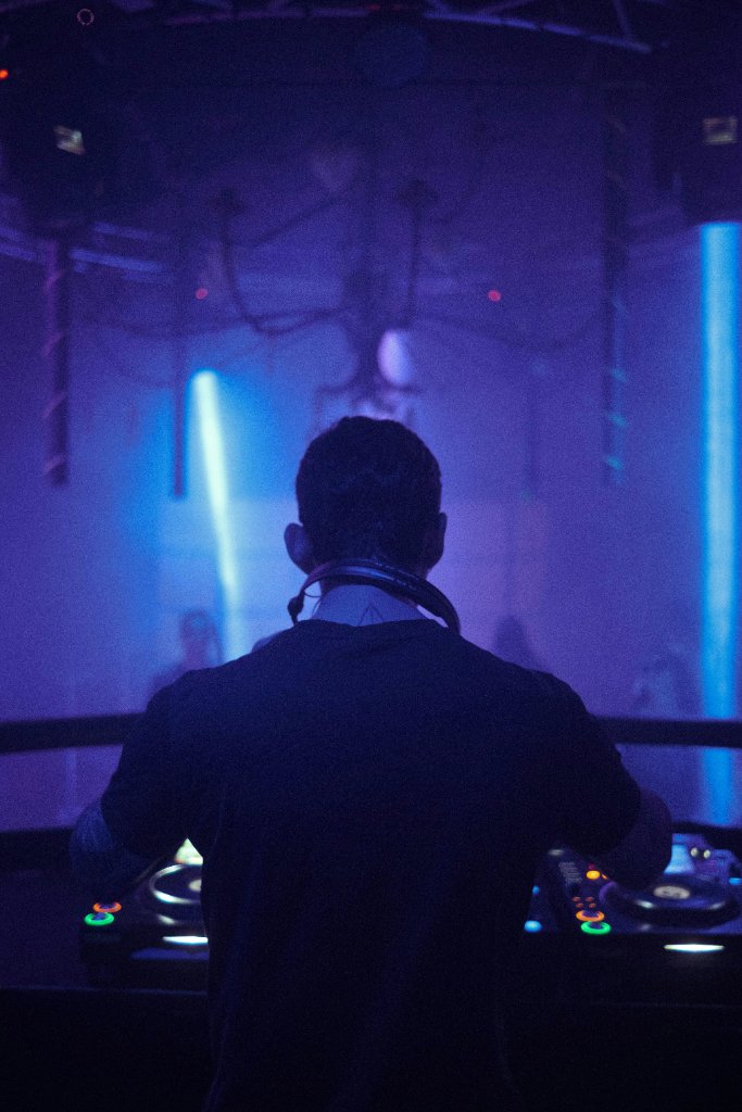 DJ Performance