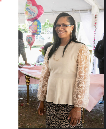 1st Lady Michelle Newton