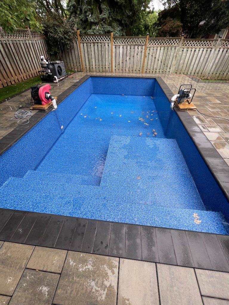 Liner Replacement - Expert vinyl liner replacement services