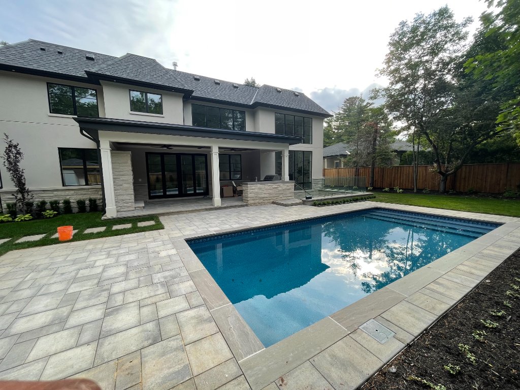 Vinyl Pool Installation - Custom vinyl liner pools designed for GTA homes