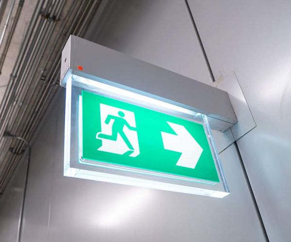Top 6 Benefits Of Using Emergency Lights
