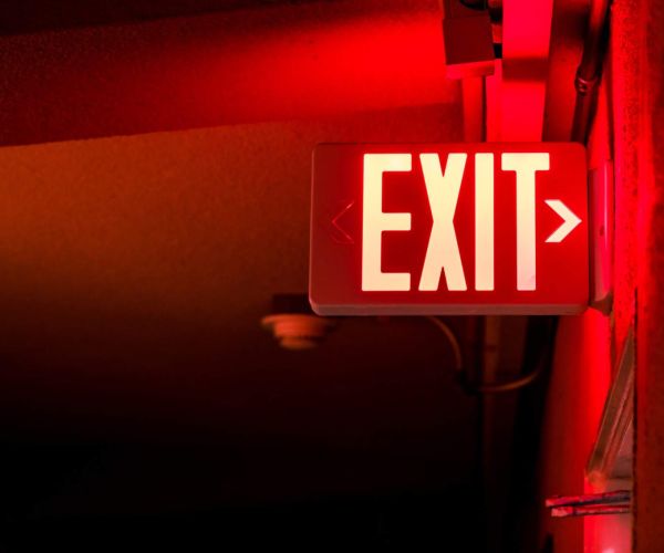 The Importance of Emergency Lighting in Workplace Safety