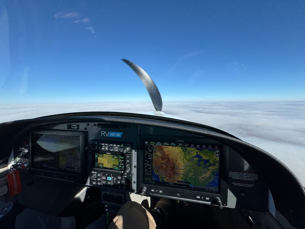 RV-12iS Cockpit