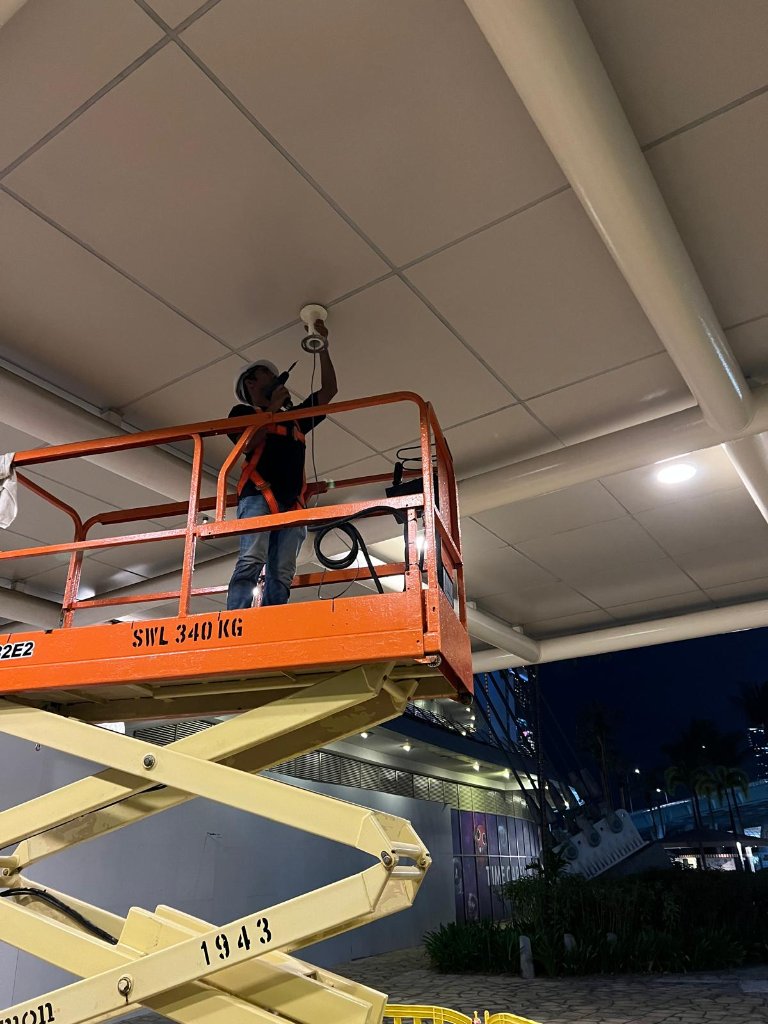 Singapore Flyer Security System — Installation