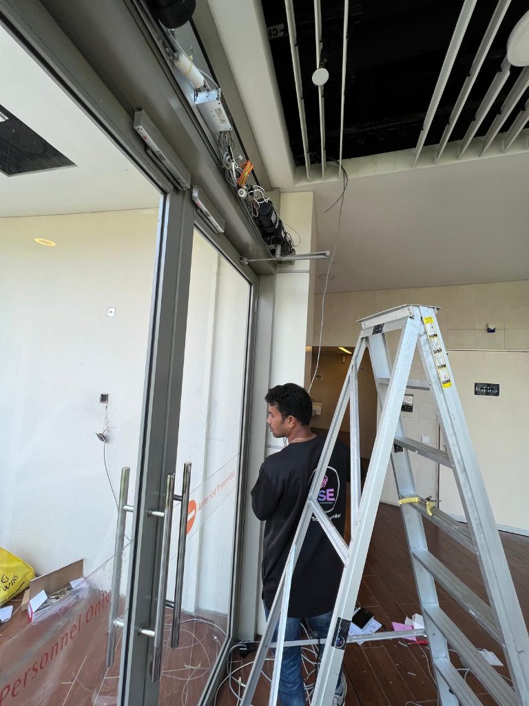 Singapore Flyer Security System — Installation