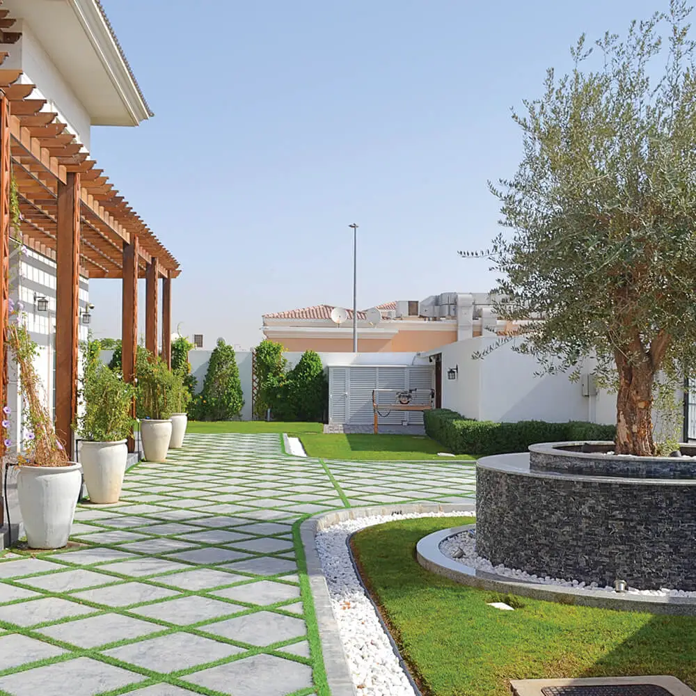 Mediterranean Villa Garden