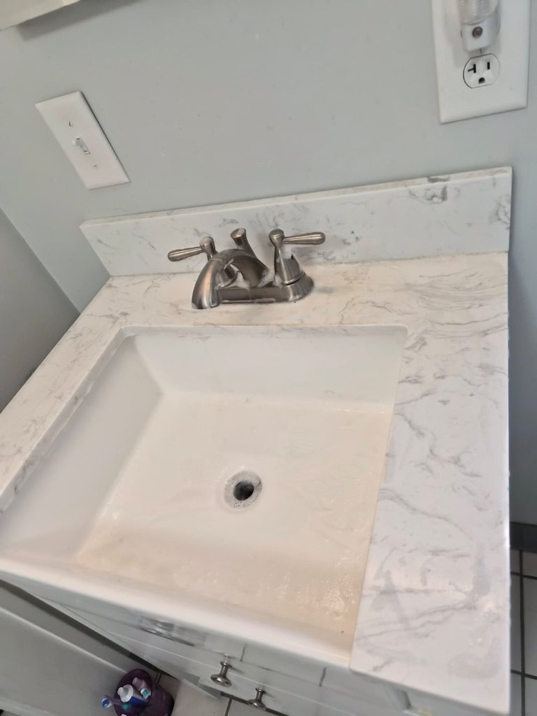 Vanity & Sink Cleaning