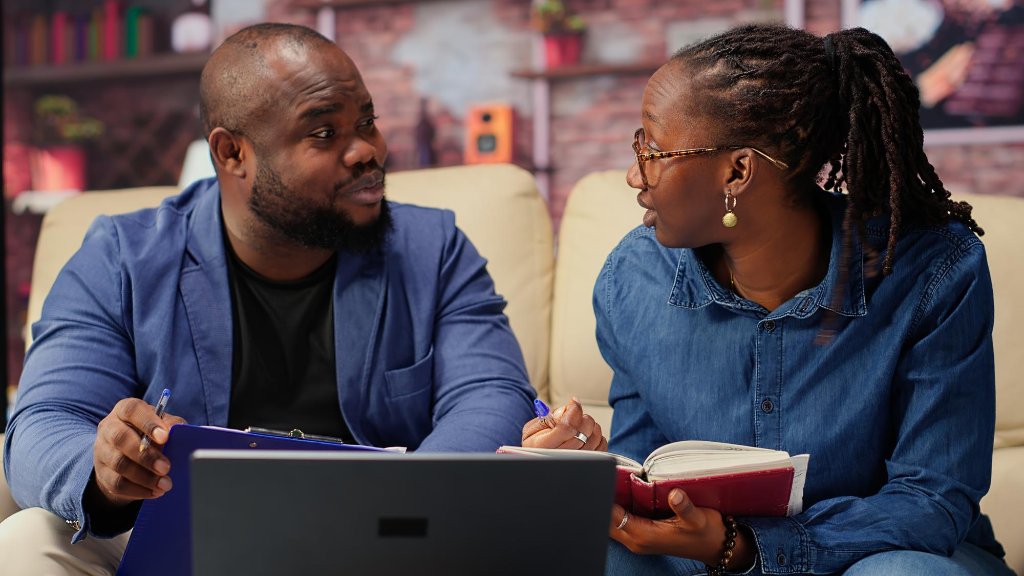 Mentor and mentee in session