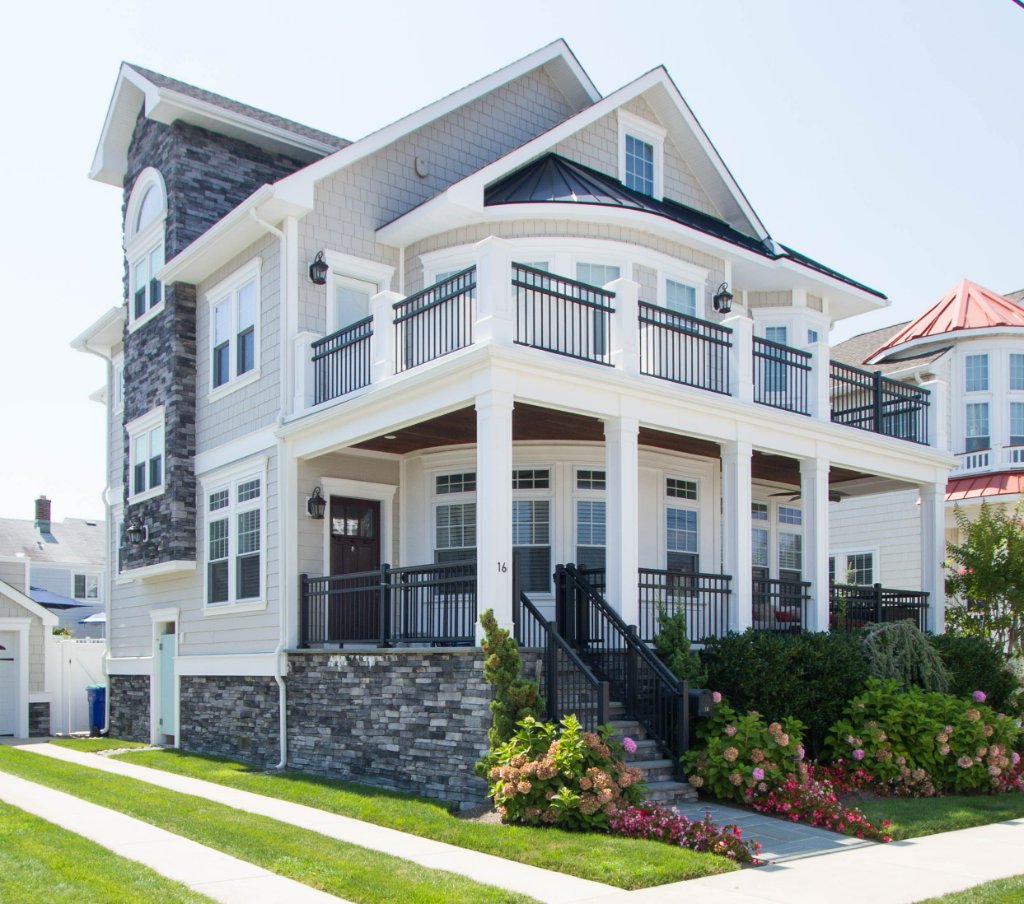 16 S 35th Ave — completed custom home built by Oasis Property Group