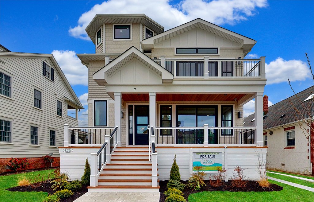 7 S Summer Ave — completed custom home built by Oasis Property Group