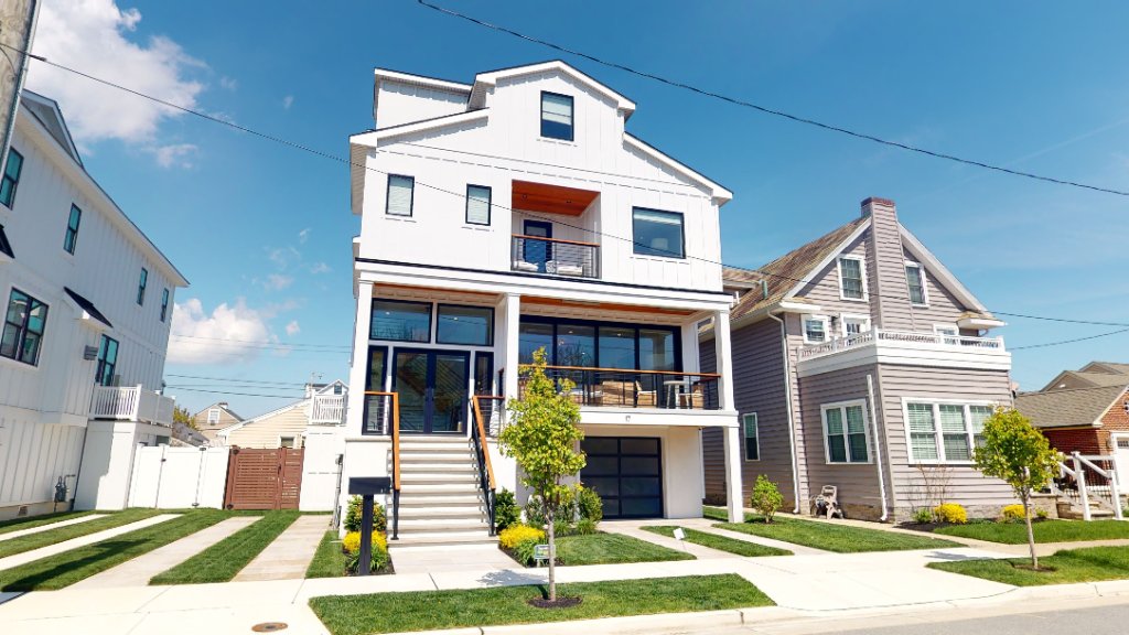 17 N Mansfield Ave — completed custom home built by Oasis Property Group